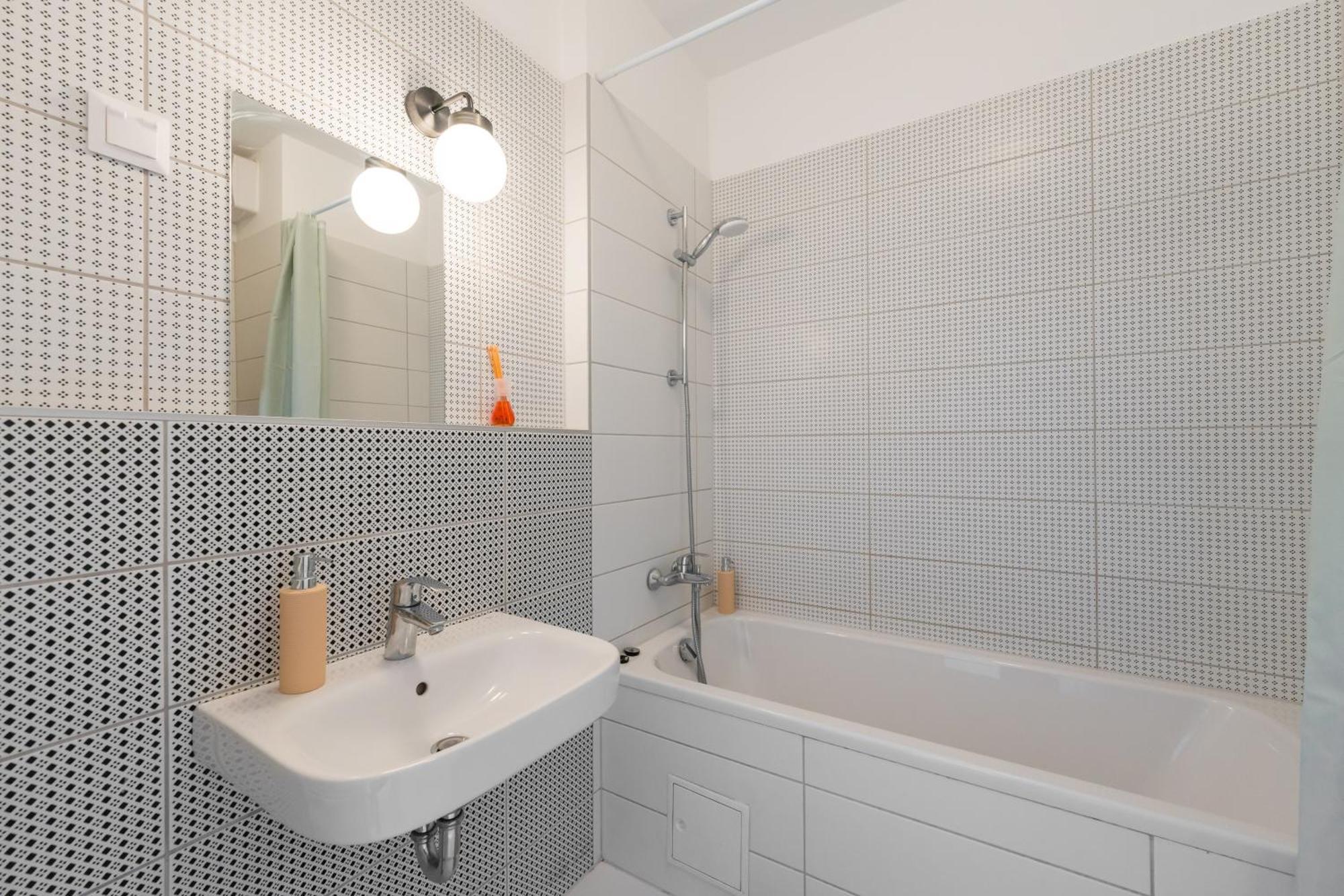 Brand New Modern Apartment-2 Rooms-Balcony-Garage Budapeşte Dış mekan fotoğraf